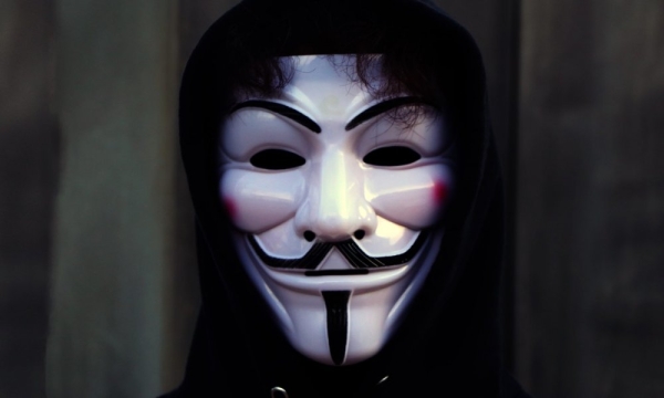 Anonymous обещают раскрыть «преступления» До Квона