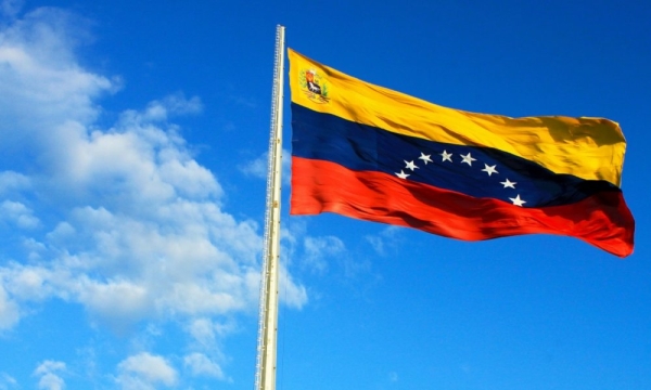 Венесуэла предлагает Европе нефть и газ по «привлекательной» цене в обмен на снятие санкций
