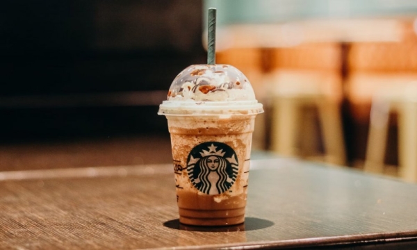 Starbucks выпускает NFT на тему кофе