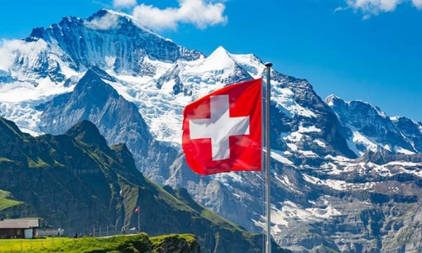 Первый в мире банк, предлагающий токенизированные акции из Швейцарии